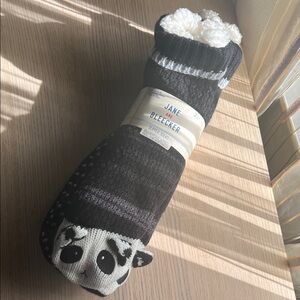 Jane and Bleecker Panda Face Socks in Black and White
